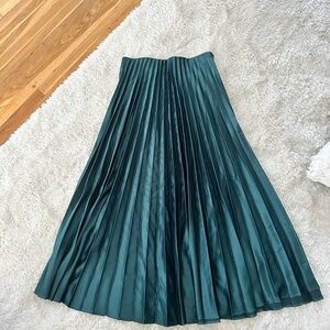 Zara Pleated Skirt